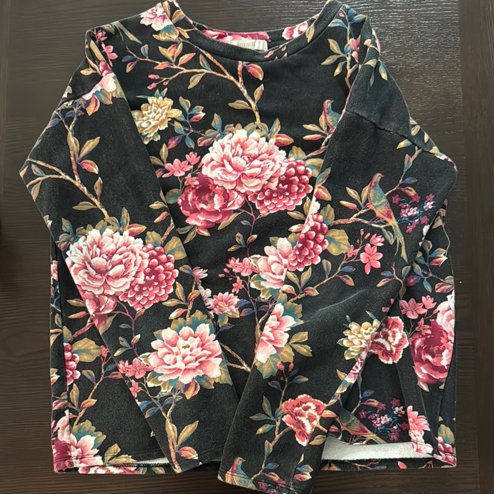 Forever 21 Black Floral Top
